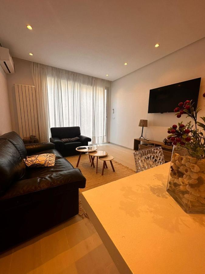 App Avec Jardin Dans Un Hotel قمرت المظهر الخارجي الصورة