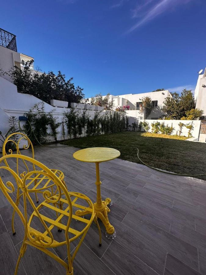 App Avec Jardin Dans Un Hotel قمرت المظهر الخارجي الصورة
