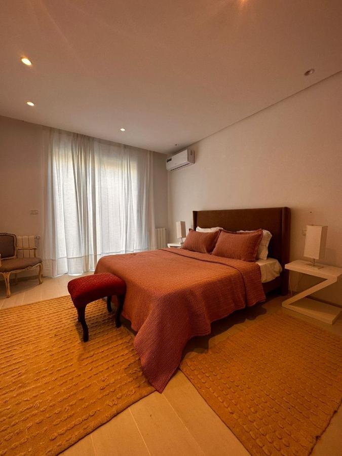 App Avec Jardin Dans Un Hotel قمرت المظهر الخارجي الصورة