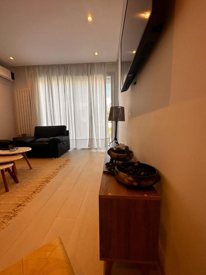 App Avec Jardin Dans Un Hotel قمرت المظهر الخارجي الصورة