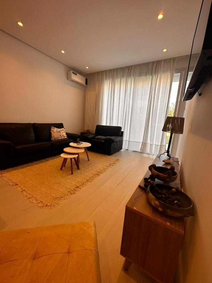 App Avec Jardin Dans Un Hotel قمرت المظهر الخارجي الصورة