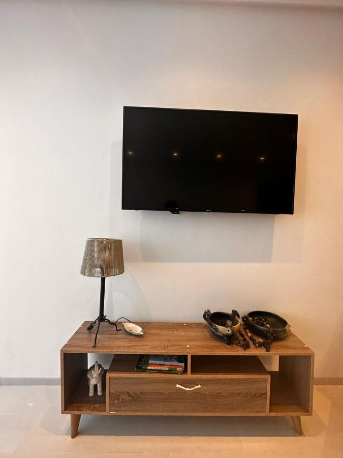 App Avec Jardin Dans Un Hotel قمرت المظهر الخارجي الصورة