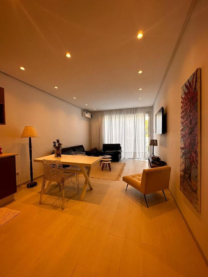 App Avec Jardin Dans Un Hotel قمرت المظهر الخارجي الصورة